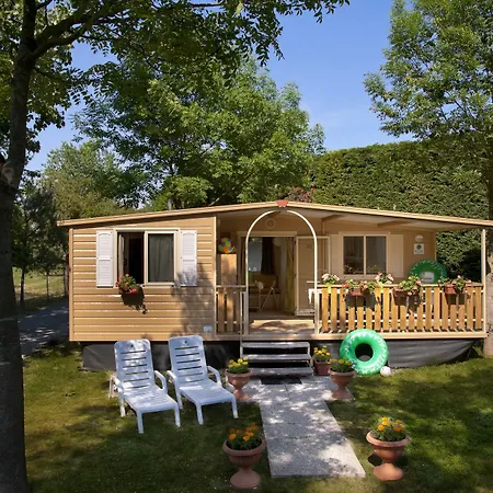 Campsite Hu In Town 2*